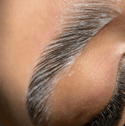 Tẩy – Nhuộm Chân Mày